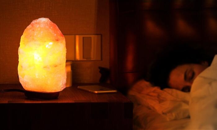 Lámpara de Sal del Himalaya con Base de Madera 100% Natural